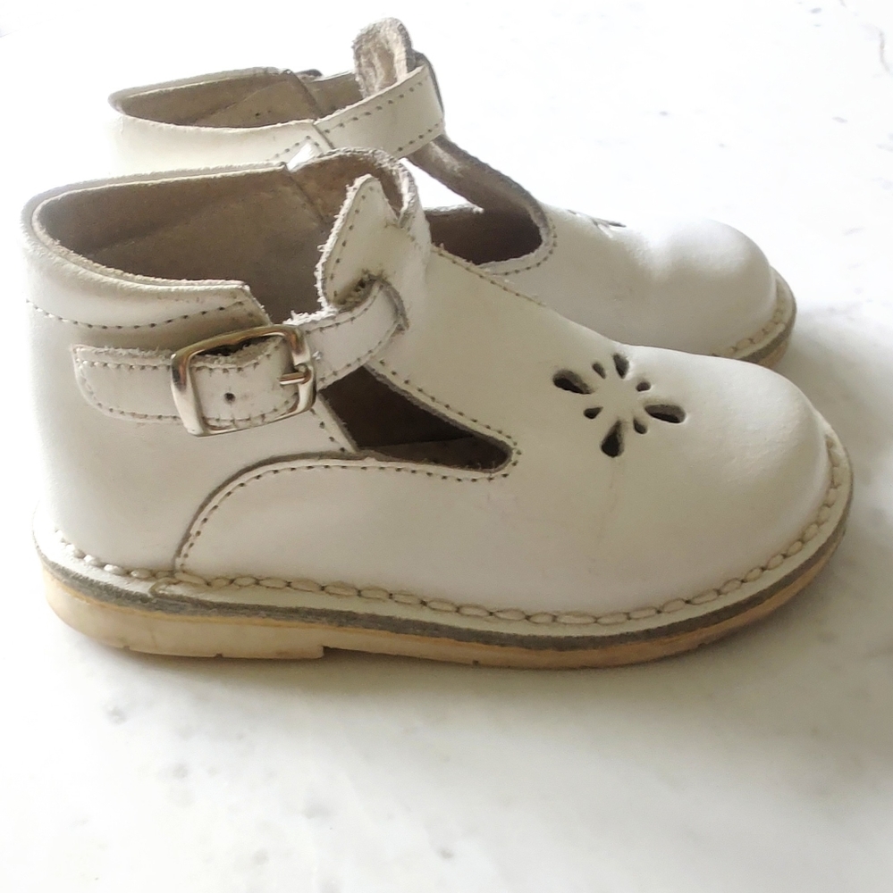 Leather french brand maryjane